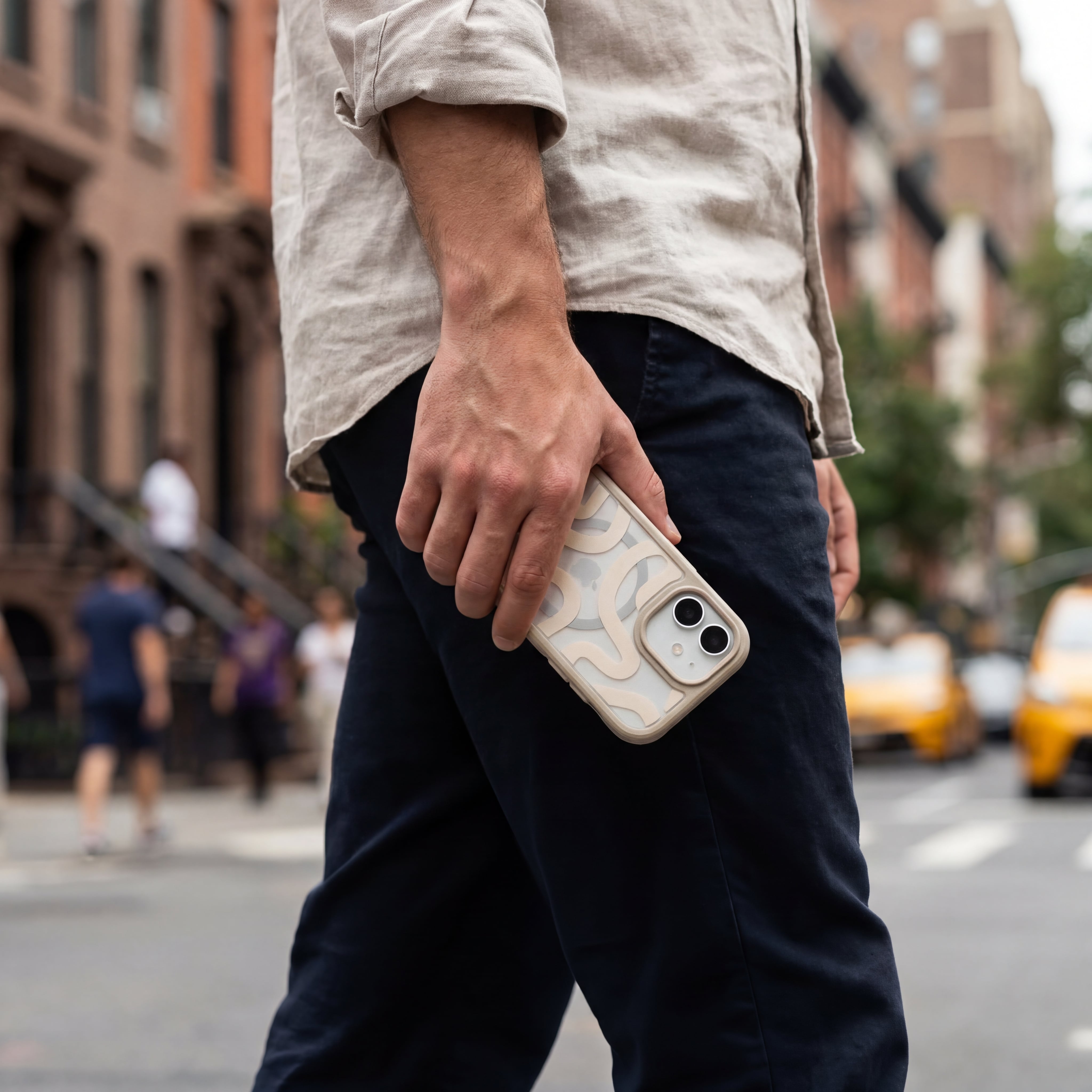 Clear Sandstone Wiggle iPhone 17 Case With London Fog Ridge (MagSafe included) - Image 2