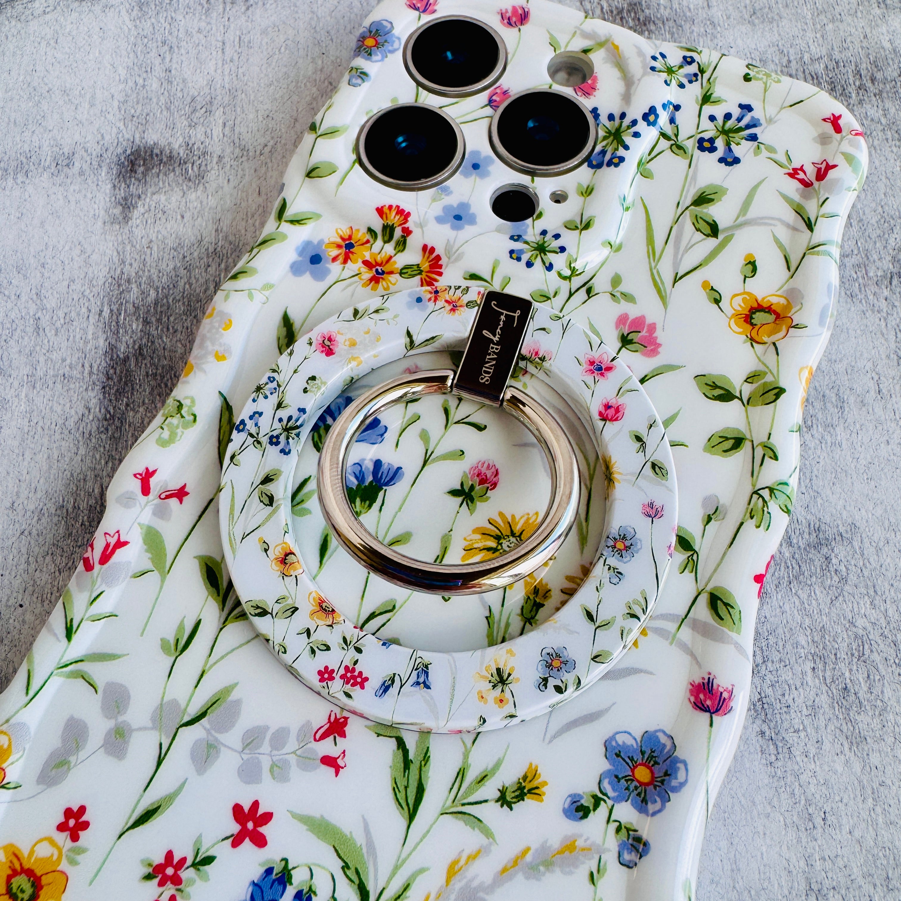 Wildflower Hold It Fancy MagSafe Grip Ring