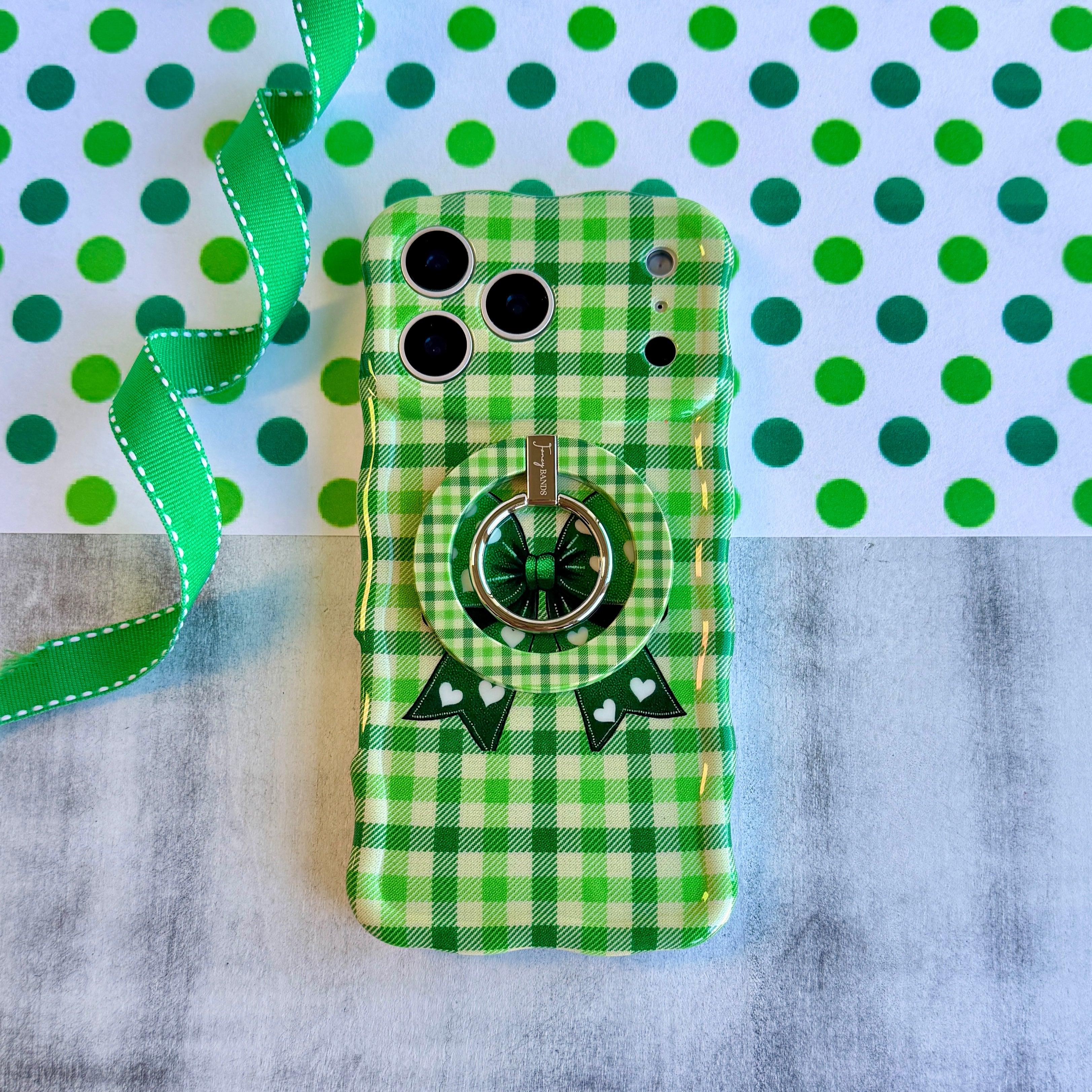 Green Gingham Darling Hold It Fancy MagSafe Grip Ring
