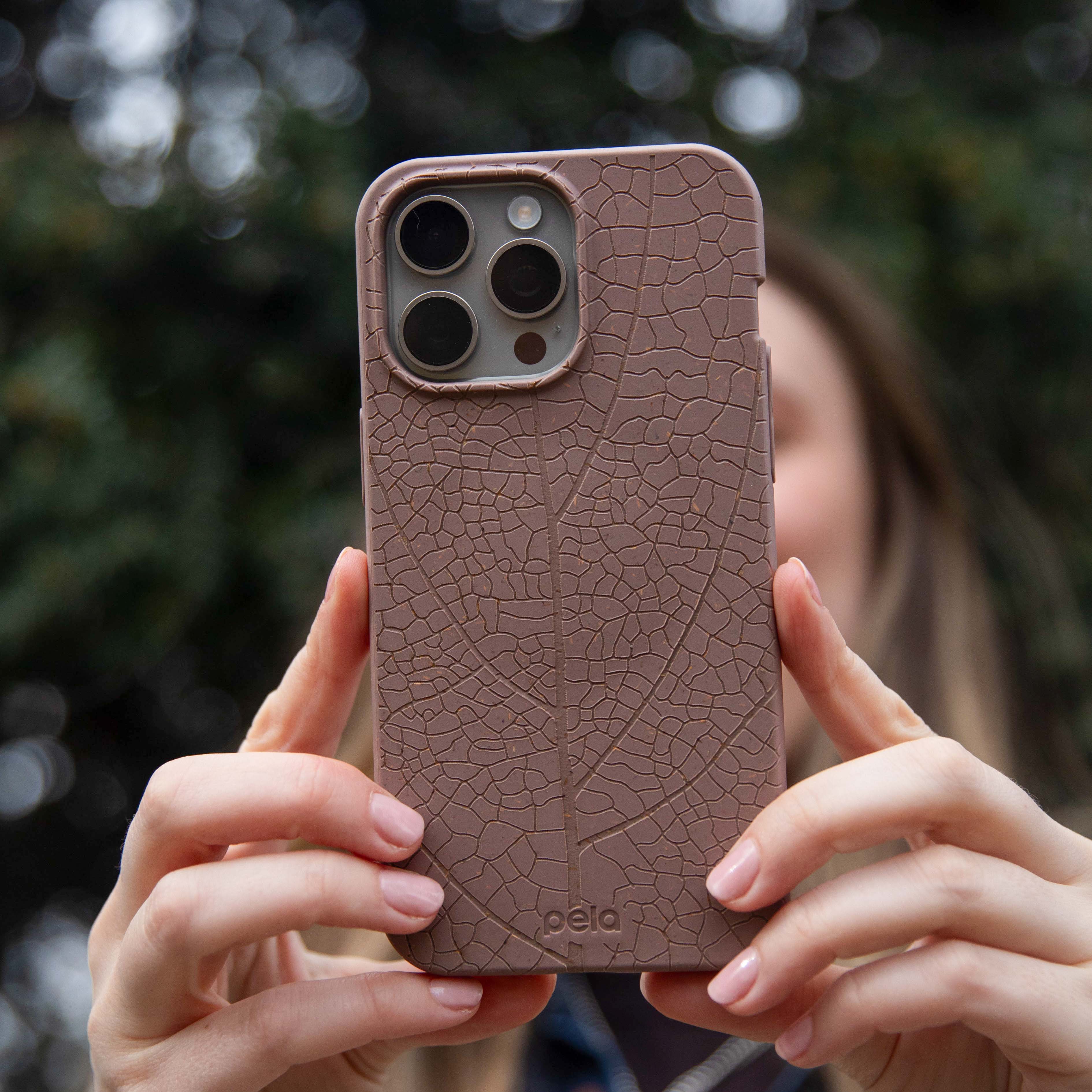 Chocolate Brown Leaf Veins iPhone 16e/17e Case - Image 6
